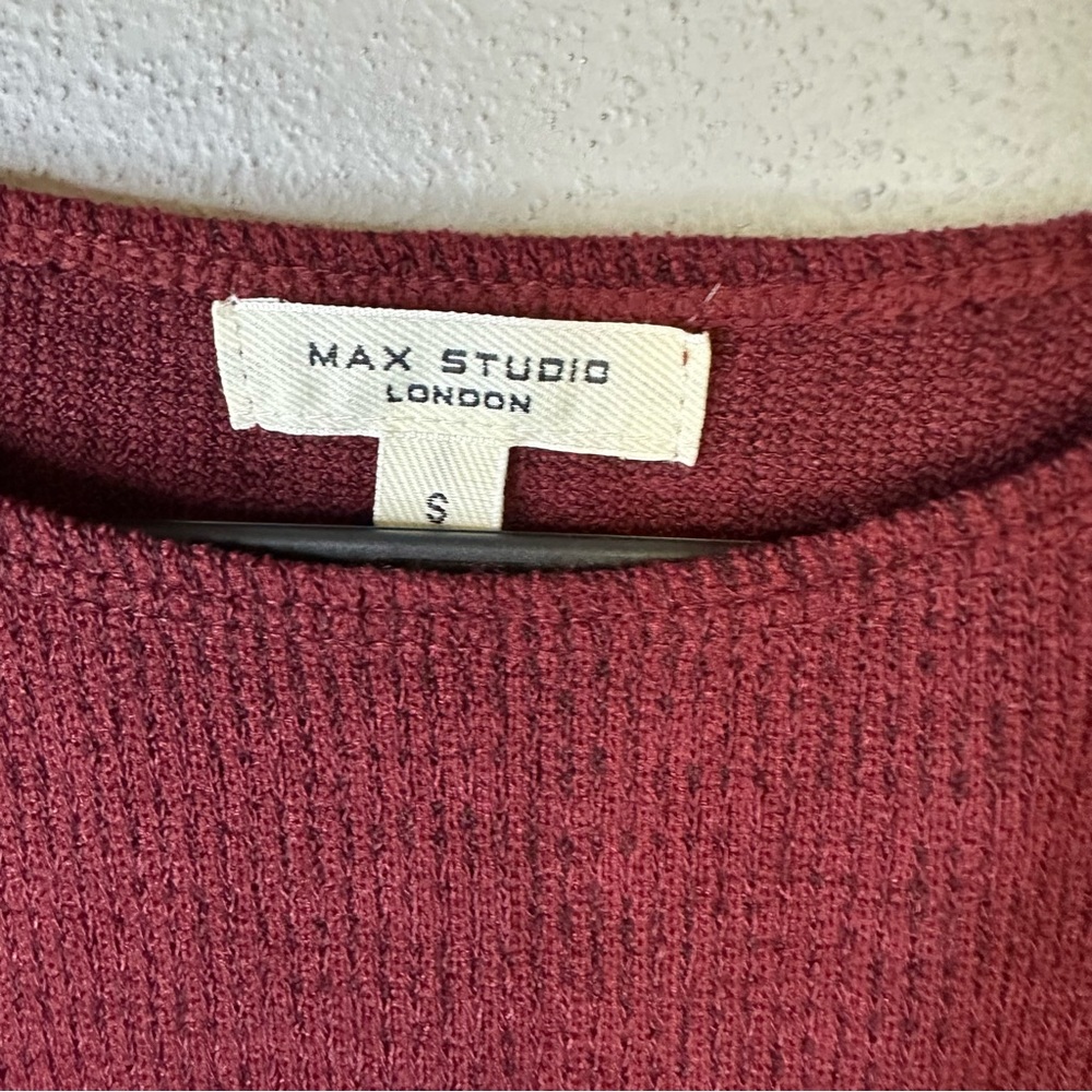 Max Studio Deep Red Knit Top - Picture 4 of 7